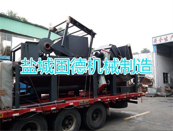 小型鋼連續通過式拋丸機發往浙江慈溪
