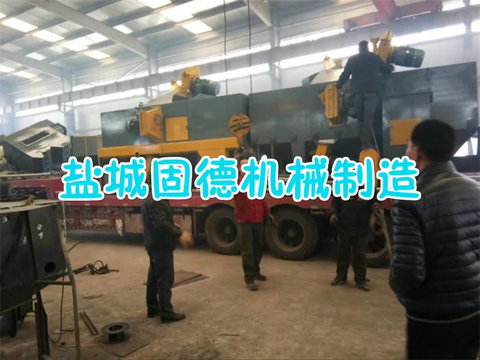 鋼板型鋼通過式拋丸機發貨甘肅蘭州
